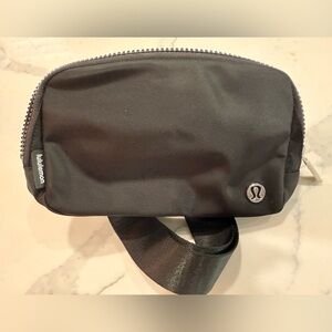 Lululemon Black Belt Bag new without tags.